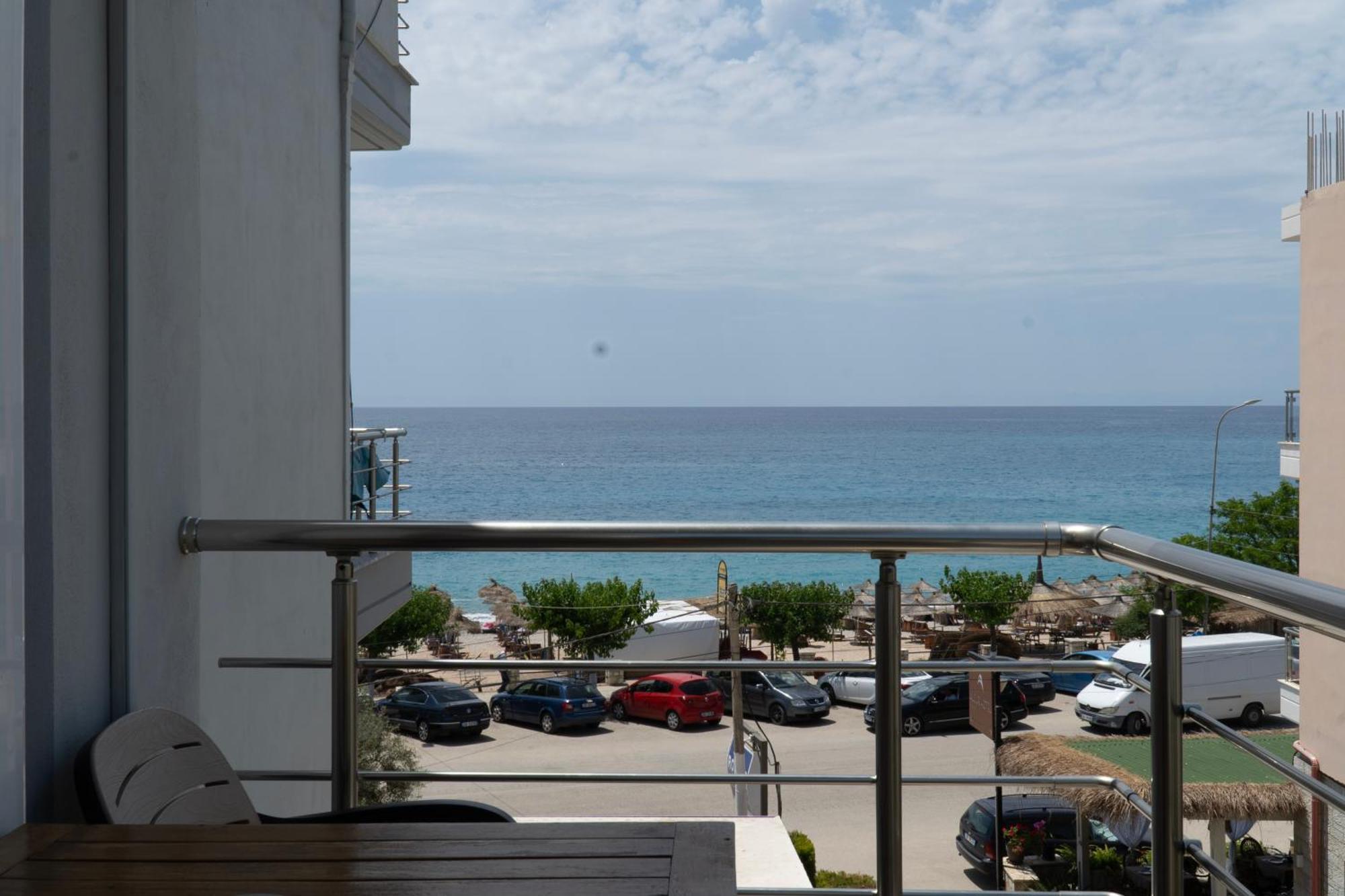 Rondo'S Hotel Himare Luaran gambar